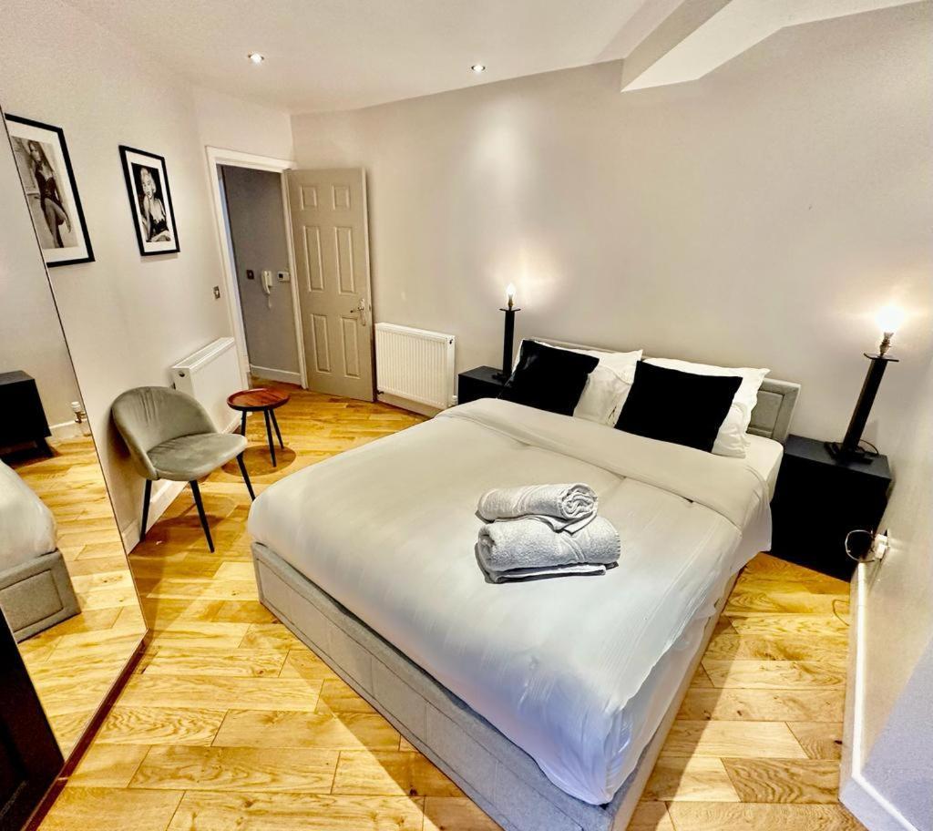 30 Secs To Euston Station Apartment Londra Exterior foto